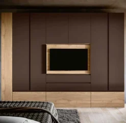 Armadio ante Battenti con Vano TV girevole e cassetti Moka e Noce disponibile in vari colori