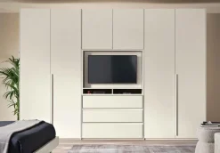 Armadio 6 ante battenti con vano porta tv e 3 cassetti disponibile in 2 misure con maniglia in alluminio verniciato