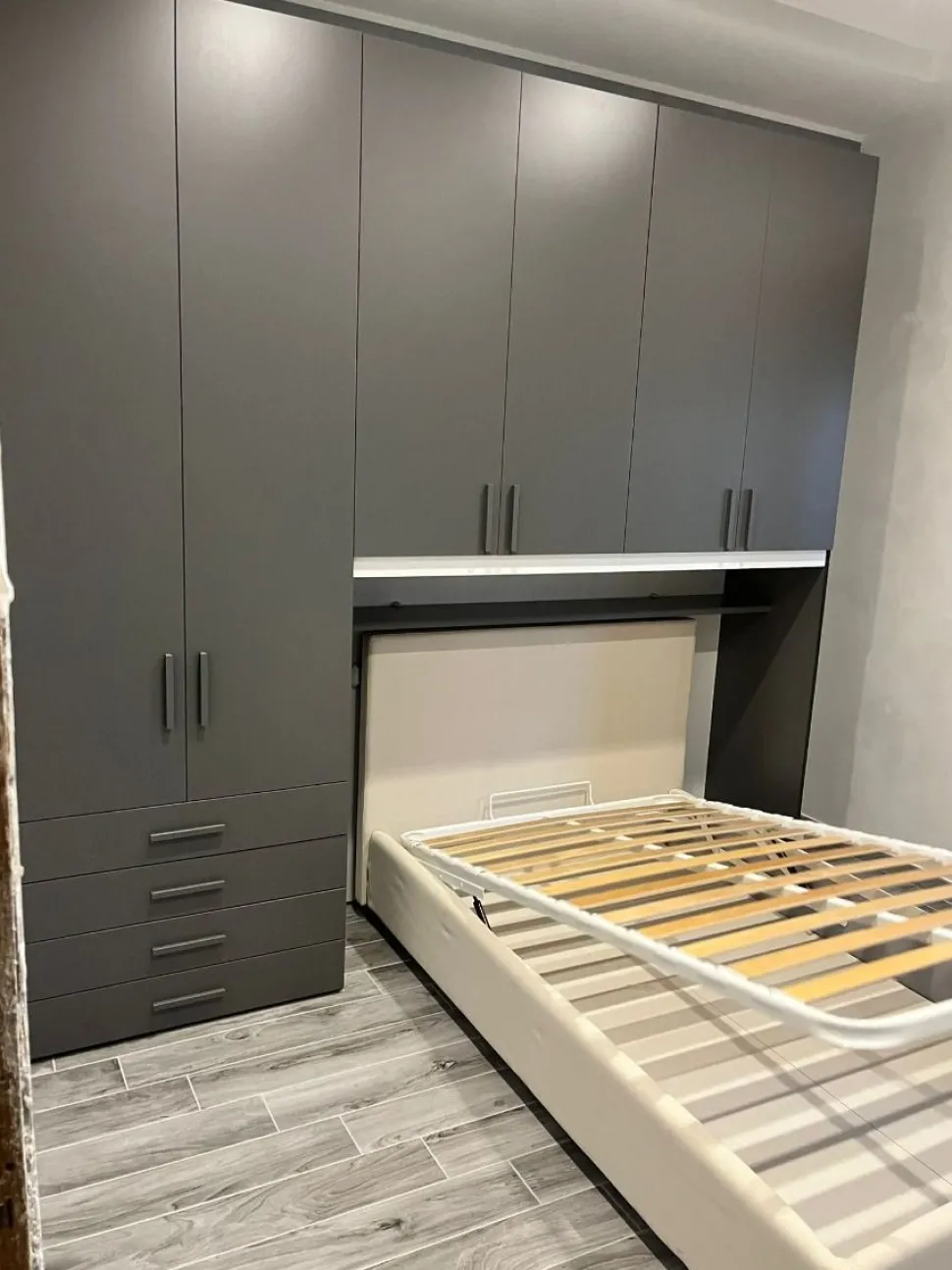 Armadio a Ponte modello Melissa 7 Ante e 4 Cassetti L 317 cm 15 colorazioni