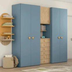 Armadio battente con modulo centrale con cassetti disponibile in 2 misure e 13 colori