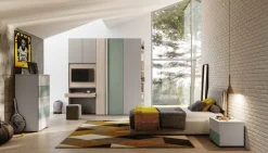 Armadio battente moderno con vano Tv e scrittoio estraibile verde Agave, Grigio seta e Olmo natura