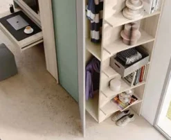 Armadio battente moderno con vano Tv e scrittoio estraibile verde Agave, Grigio seta e Olmo natura
