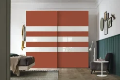Armadio componibile ante scorrevoli con inserti in vetro Kaleb disponibile in varie misure e colori