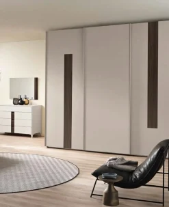 Armadio con 3 ante scorrevoli con inserti in vetro Stefy linea Domino disponibile in vari colori