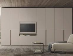 Armadio con maniglia a gola e vano Tv 10 ante battenti Teko disponibile in 2 misure e 20 colorazioni