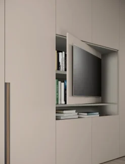 Armadio con maniglia a gola e vano Tv 10 ante battenti Teko disponibile in 2 misure e 20 colorazioni