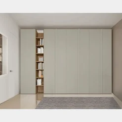 Armadio con maniglia a tutta altezza con ante battenti e libreria disponibile in 2 misure