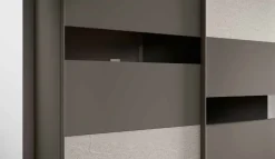 Armadio moderno a 2 ante scorrevoli con inserti a Specchio Grigio cenere e Rovere grigio disponibile in vari colori