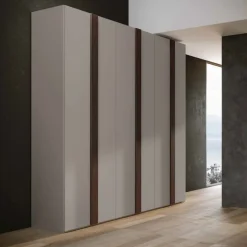 Armadio moderno 6 ante battenti con maniglia Integrata a tutta altezza disponibile in vari colori