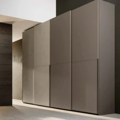 Armadio moderno 4 ante scorrevoli Moka e Argilla disponibile in vari colori