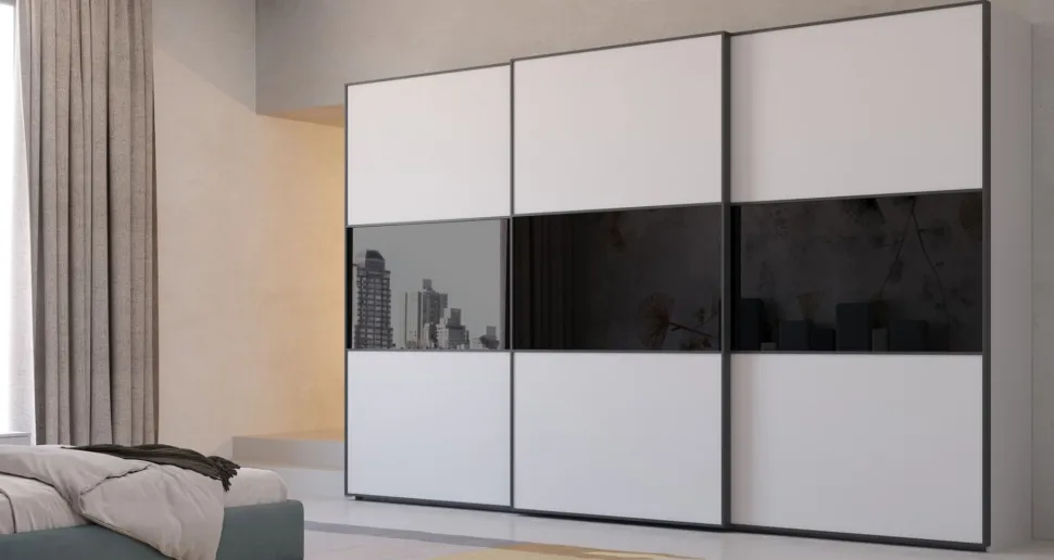 Armadio Scorrevole 3 ante con Tv Vision