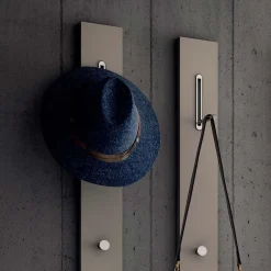 Asta appendiabiti Dolce Vita disponibile in 3 colori