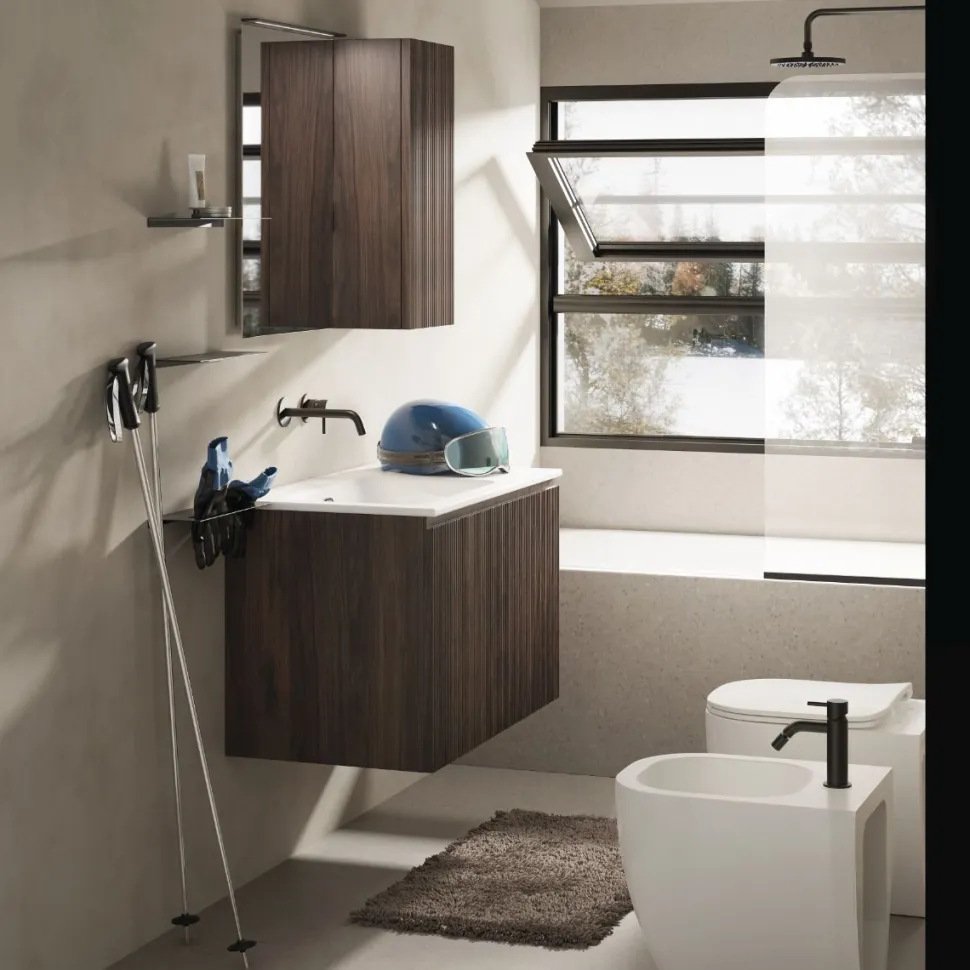 Bagno Nanco+ sospeso con lavabo decentrato e 1 cassettone disponibile in vari colori