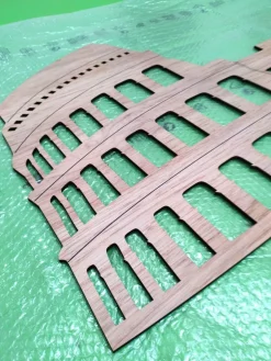 Colosseo Roma - quadro in legno mdf chiaro larghezza 1,1 metri