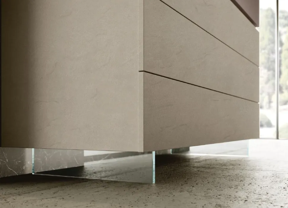 Comò moderno con cassetti sfalzati senza maniglie Idea disponibile in vari colori