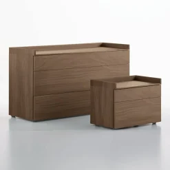 Comodino a 2 cassetti con top a vassoio Calipso disponibile in vari colori