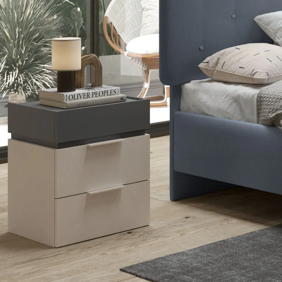 Comodino a 3 cassetti Naike linea Chèrie disponibile in 3 colori