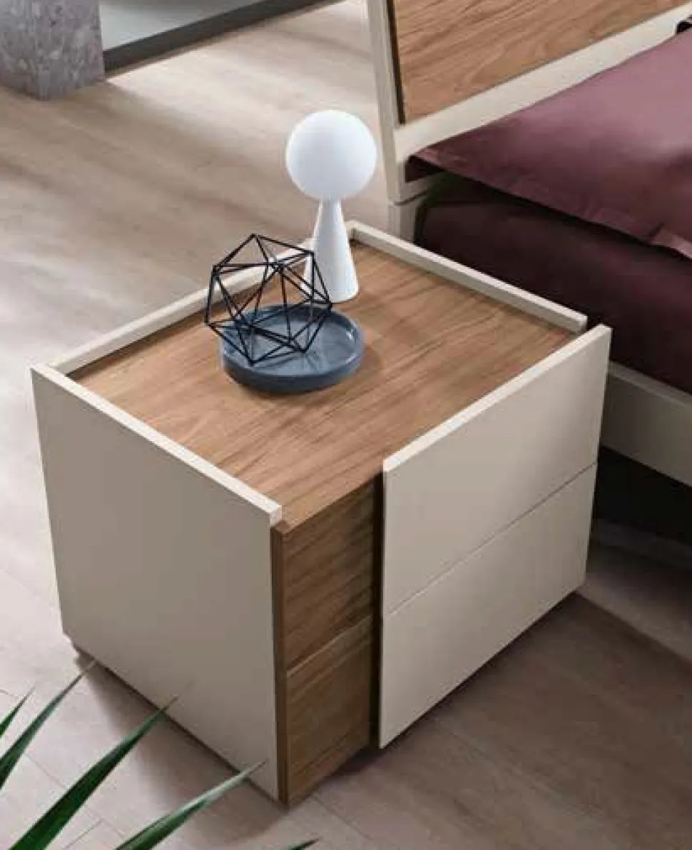 Comodino moderno 2 cassetti con maniglia e inserto laterale disponibile in vari colori Klass linea Domino