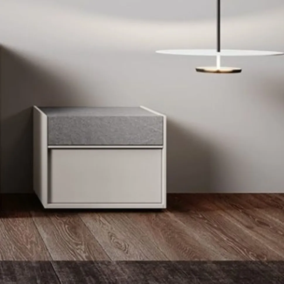 Comodino moderno 2 cassetti con maniglia in Alluminio disponibile in vari colori