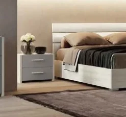 Comodino moderno 2 cassetti con maniglia in MDF rivestito Erika disponibile in vari colori
