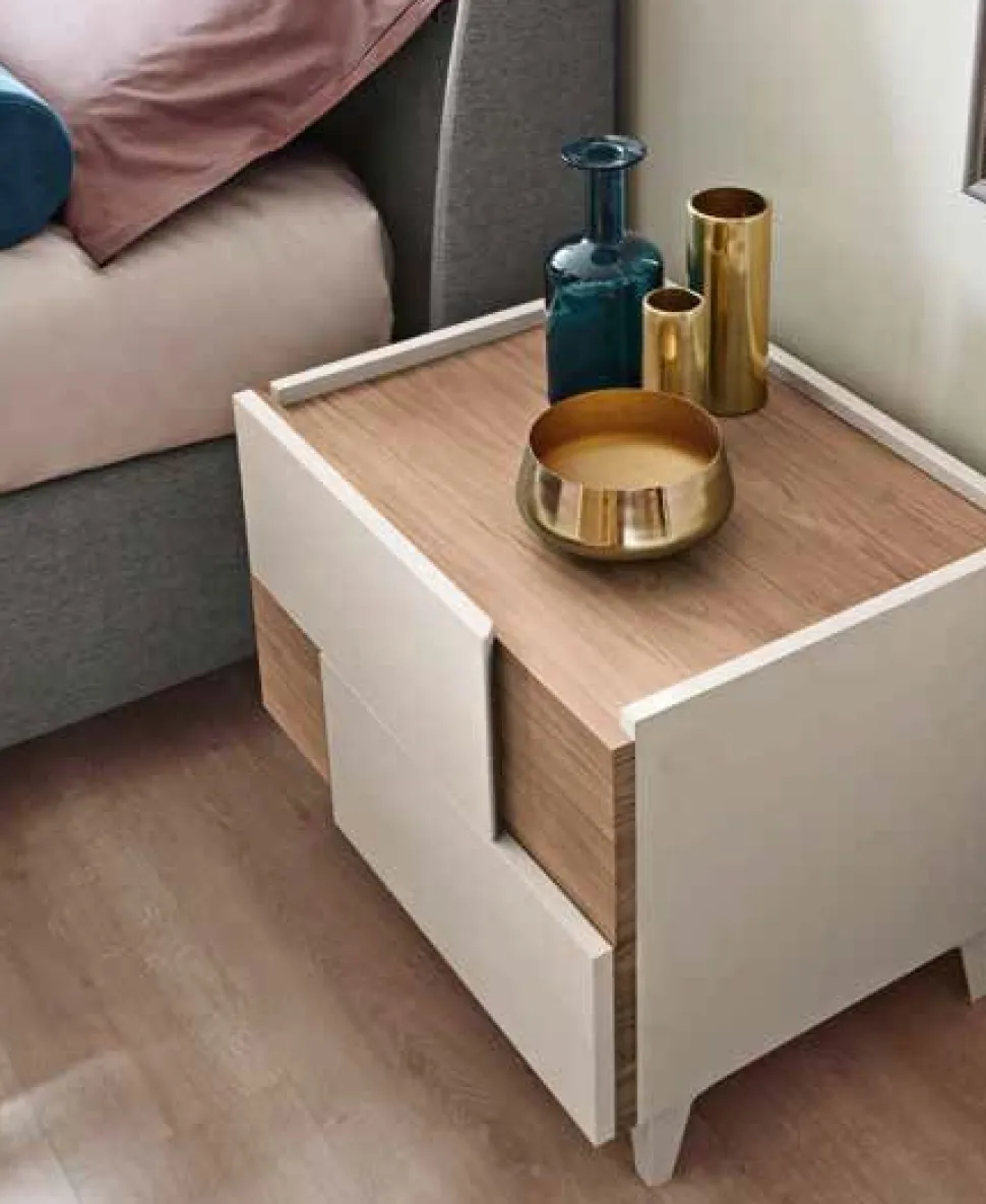 Comodino moderno 2 cassetti con inserto e maniglia laterale disponibile in vari colori Roy linea Domino