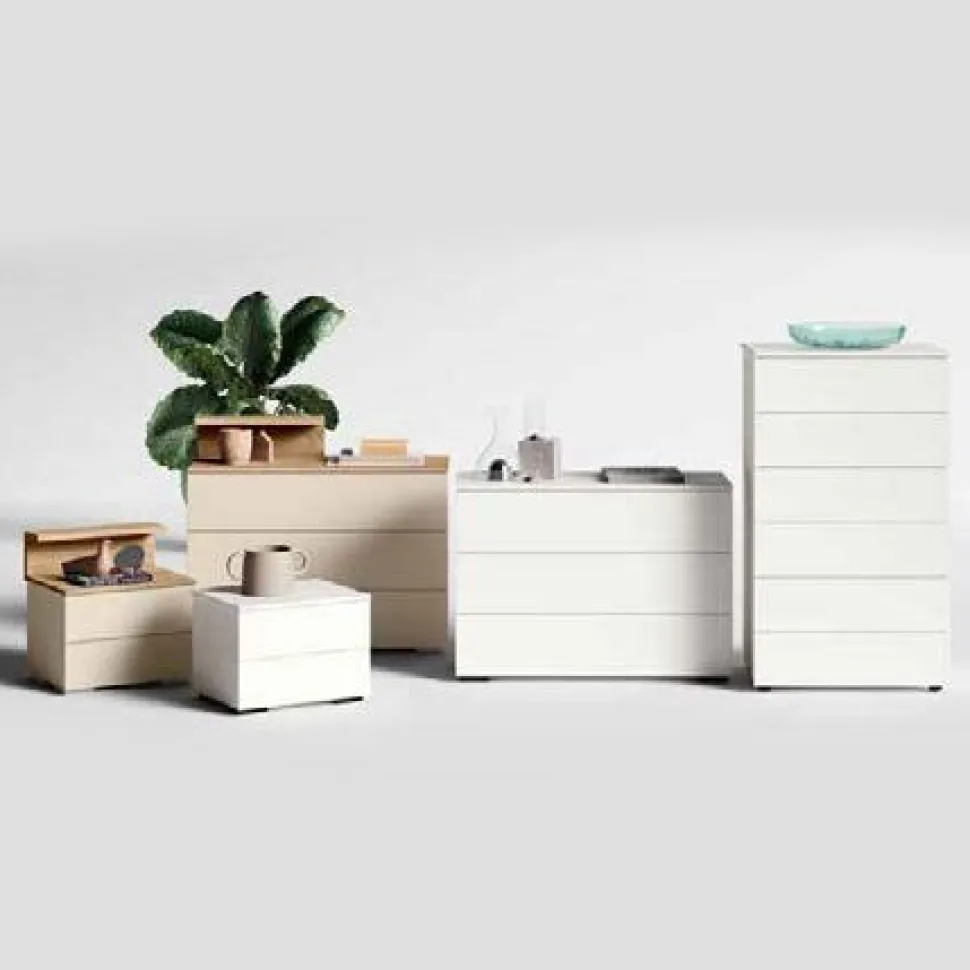 Comodino moderno 2 cassetti senza maniglie Mary disponibile in vari colori