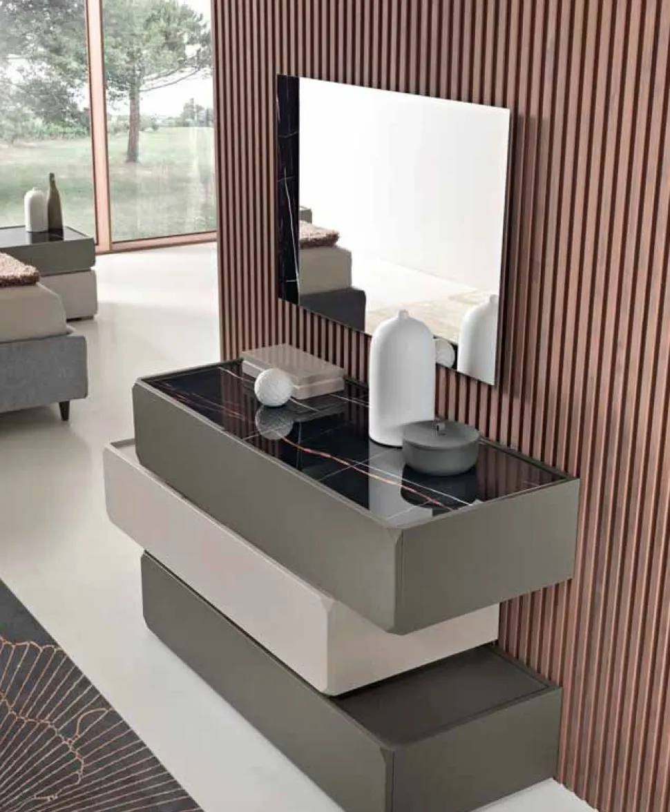 Comò sfalsato 3 cassetti Fergus linea Domino personalizzabile in vari colori