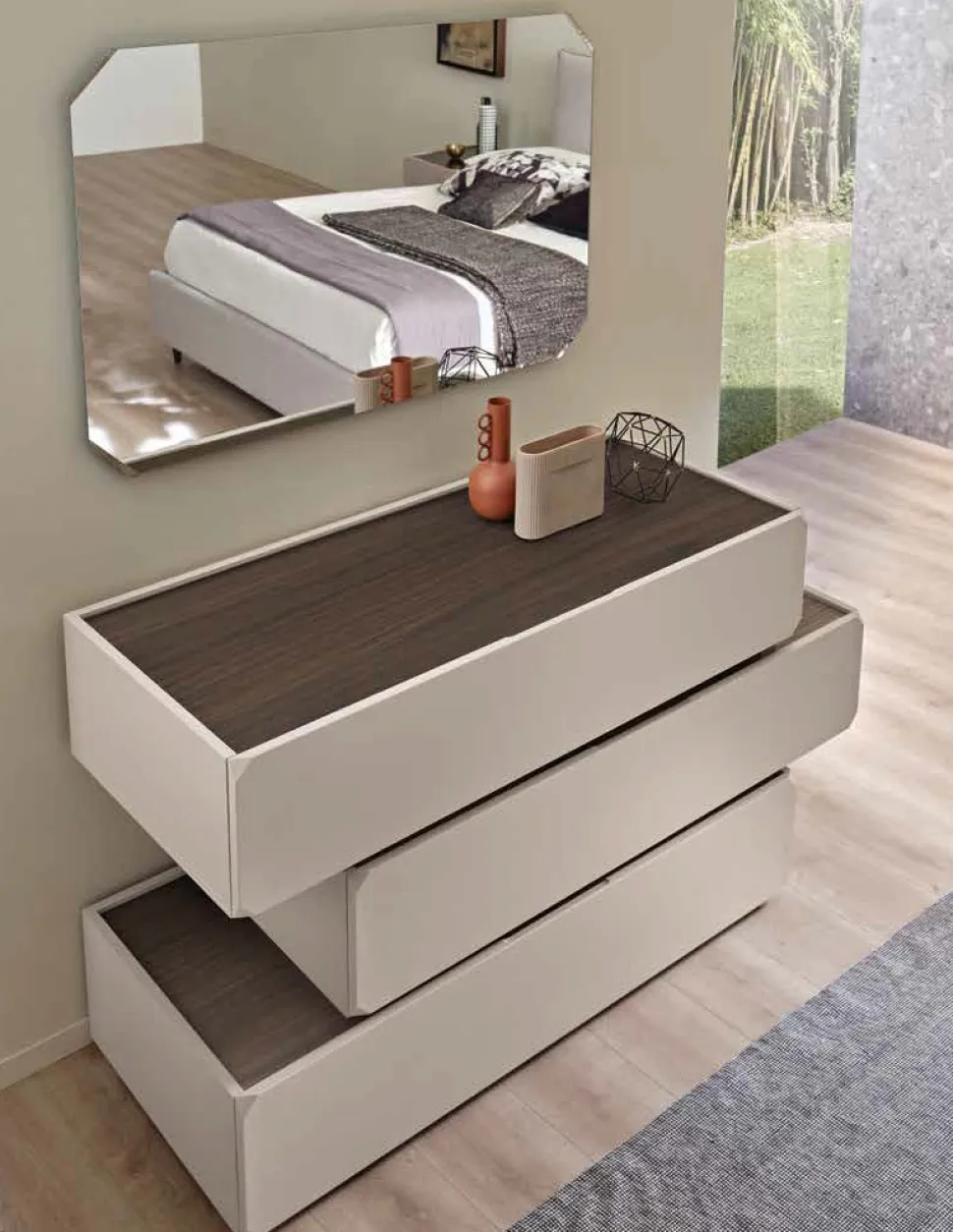 Comò sfalsato 3 cassetti Fergus linea Domino personalizzabile in vari colori