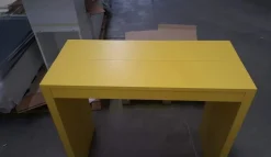 Consolle allungabile colore Camomilla modello Julien laccato lucido o opaco 3 mt