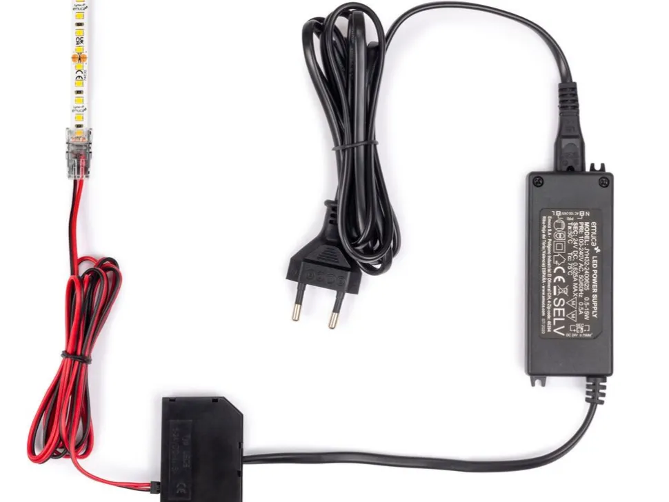 Convertitore di tensione costante per illuminazione LED potenza 15W