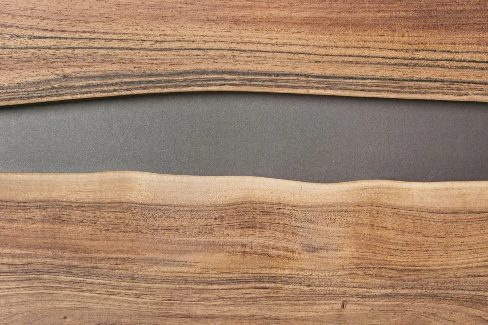 Credenza 4 ante Aron in legno di acacia