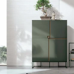 Credenza 4 ante con maniglia a incasso Regolo linea Nais disponibile in vari colori