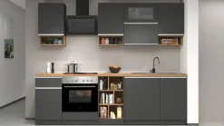 Cucina lineare moderna con maniglie a incasso in allumino Sendy in finitura Antracite Opaco e Rovere