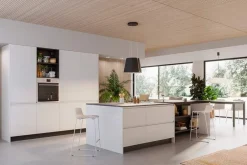 Cucina Moderna Flux Motus lineare con isola personalizzabile