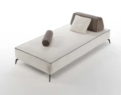 Divano CAPRI componibile imbottito disponibile in diversi tessuti
