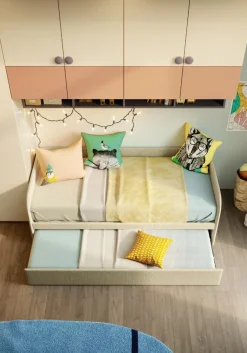 Divano letto ad estrazione Patrik imbottito in tessuto linea Colorfull
