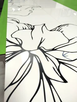 Guardaroba con libreria linea Basic in finitura Bianco Lucido con grafica floreale