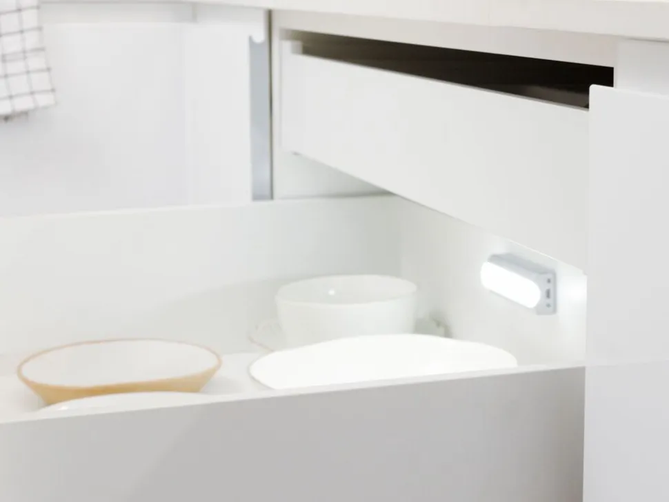 Illuminazione a LED Rigel ricaricabile con USB per cassetti interni con sensore di vibrazione