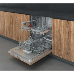 Lavastoviglie Hotpoint HI3010 a scomparsa Totale 13 coperti