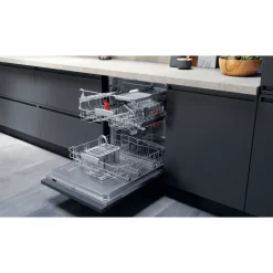 Lavastoviglie Hotpoint HIS5020C a scomparsa Totale 14 coperti