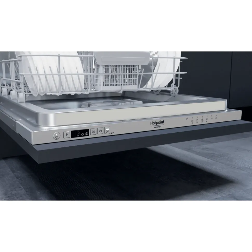 Lavastoviglie Hotpoint HIS5020C a scomparsa Totale 14 coperti
