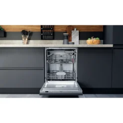 Lavastoviglie Hotpoint HIS5020C a scomparsa Totale 14 coperti