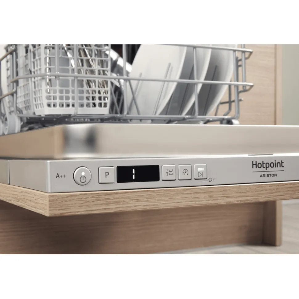 Lavastoviglie Hotpoint HISIC3M19C a scomparsa Totale 10 coperti