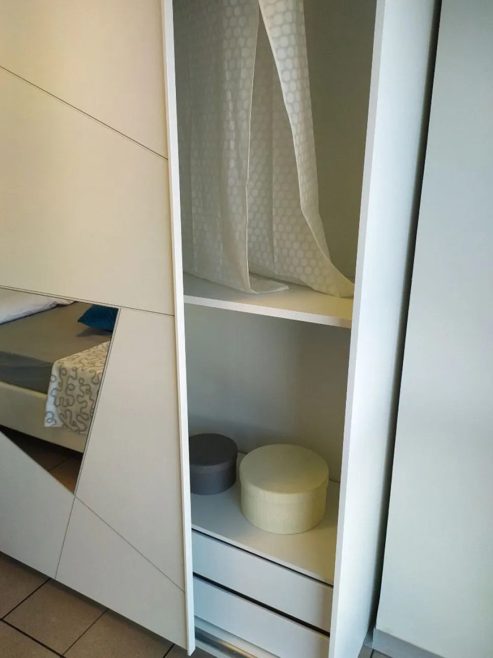 Letto contenitore matrimoniale Bianco Frassino Vittoria linea Essenza
