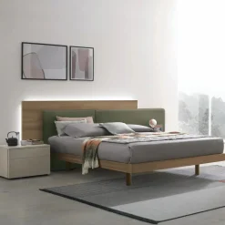 Letto con testiera imbottita matrimoniale Iago disponibile in 2 misure e vari colori