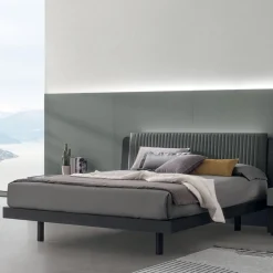 Letto in legno matrimoniale con testiera imbottita Materia disponibile in 2 misure e vari colori