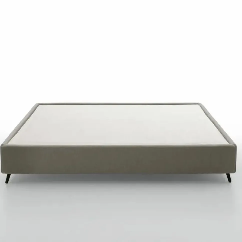 Letto in tessuto imbottito matrimoniale Delia disponibile in 2 misure e vari colori