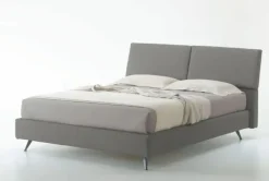 Letto in tessuto imbottito matrimoniale con testiera reclinabile disponibile in 2 misure e vari colori
