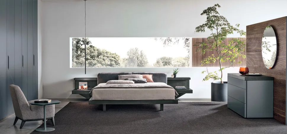 Letto in tessuto imbottito matrimoniale con cuscini reclinabili e comodini integrati Amedeo disponibile in vari colori