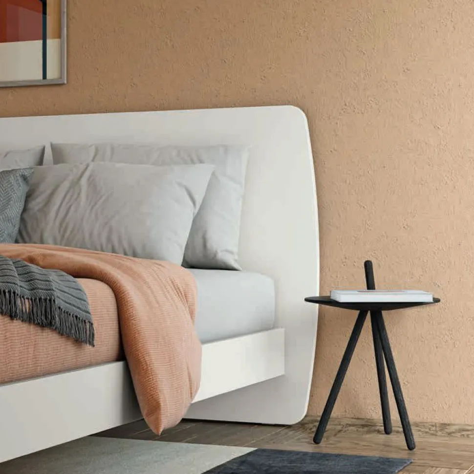 Letto matrimoniale Bianco Opaco con testiera curva Lay disponibile in 13 colorazioni